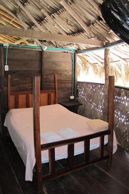 Hostal La Media Luna Паломино Екстериор снимка