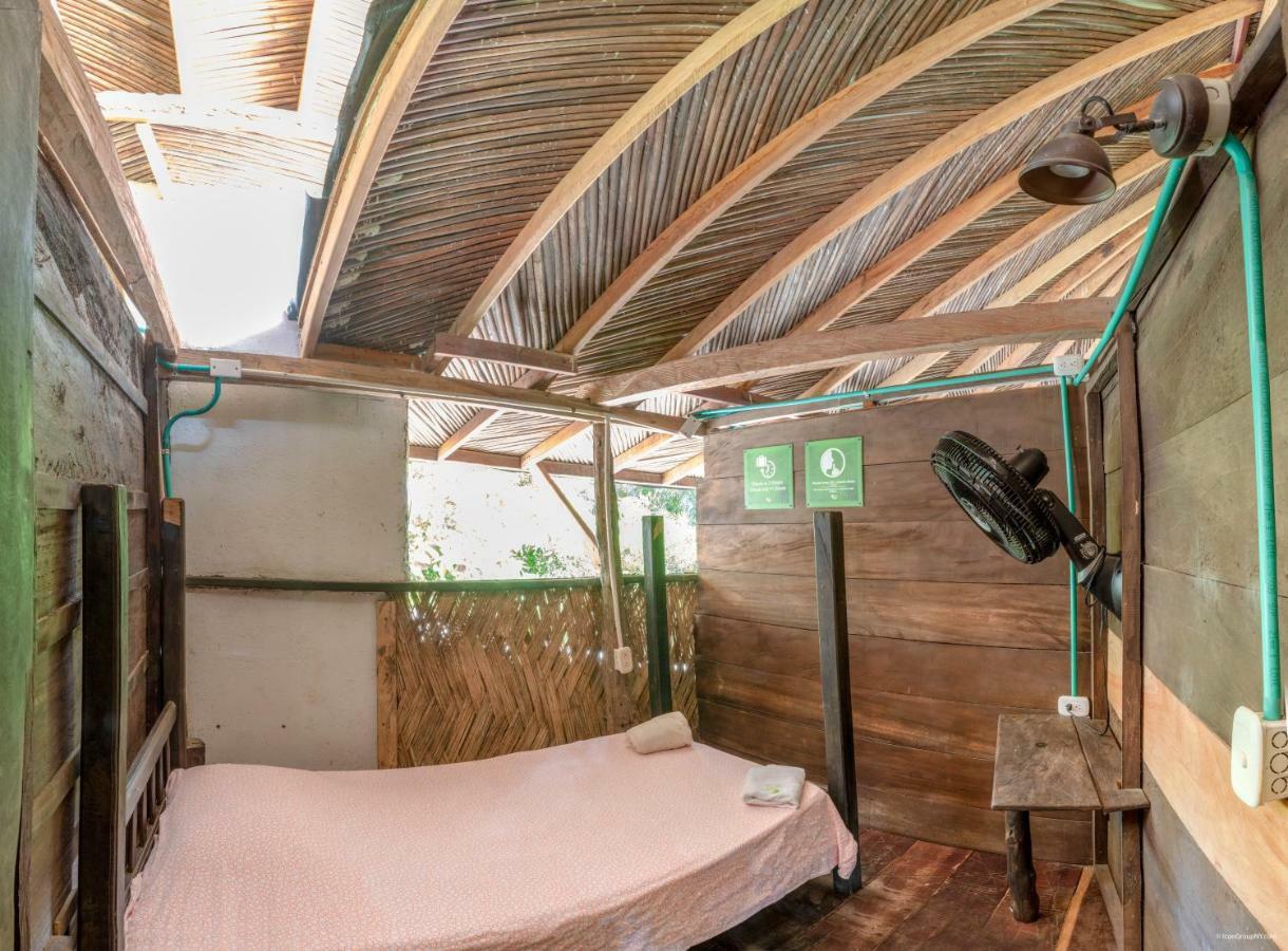 Hostal La Media Luna Паломино Екстериор снимка
