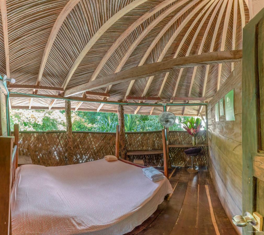 Hostal La Media Luna Паломино Екстериор снимка
