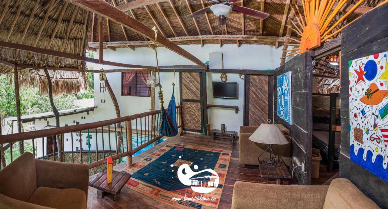 Hostal La Media Luna Паломино Стая снимка